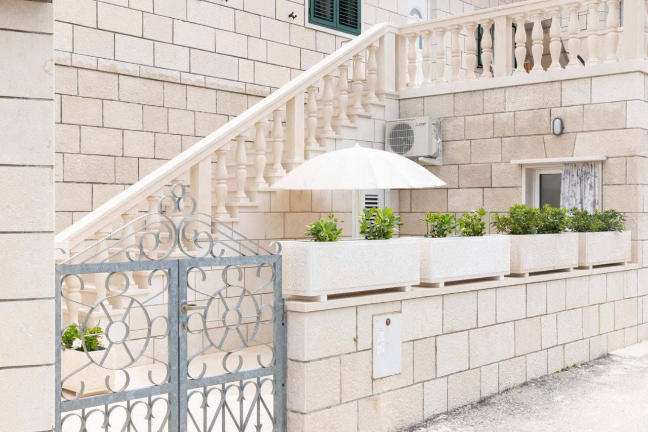 Apartman Ruzica Pucisca Dış mekan fotoğraf